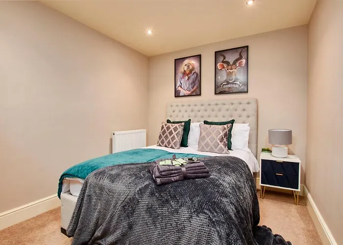 The Stunning Central Harrogate Abode - Sleeps 6